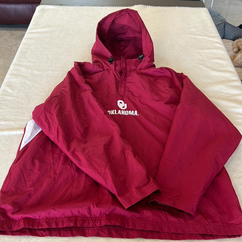 Red Oak Sportswear Oklahoma Hooded Windbreak Jacket. Size L (A) (B1)‎
